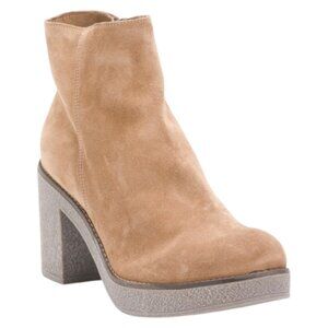 OROSCURO Made In Italy Suede Heel Booties